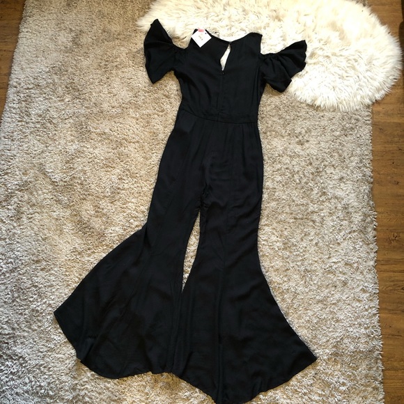 Jack by BB Dakota. Black Cold-Shoulder Bell Bottom Romper. NWT - Picture 5 of 5